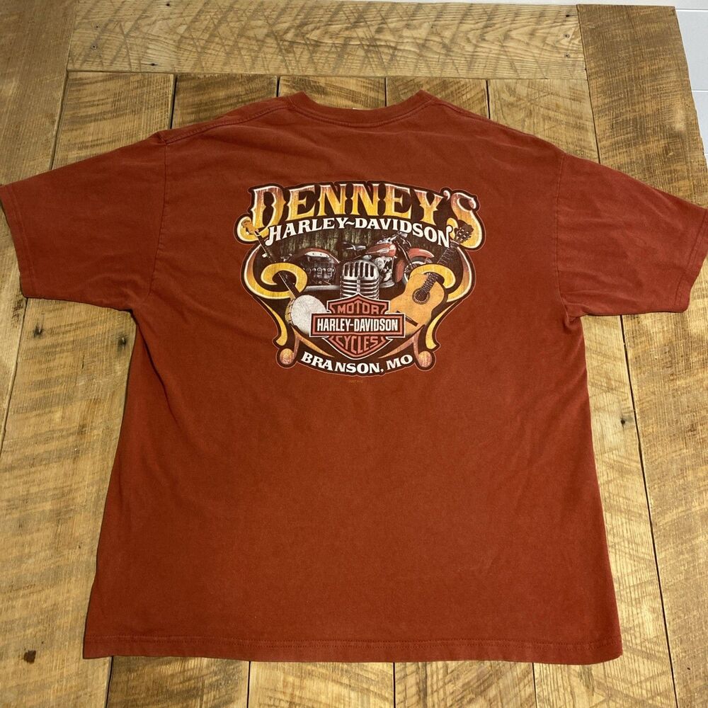 Harley Davidson Red burgundy T Shirt Branson Missouri Size XL 2010 Flames
